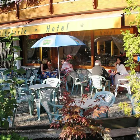 מלון Hirsch Mit Cafe Kloesterle 3*