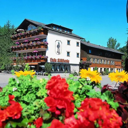 Hirsch Mit Cafe Kloesterle Enzklösterle