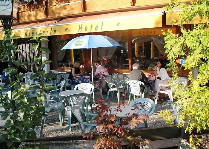 Hotell Hirsch Mit Cafe Kloesterle 3*