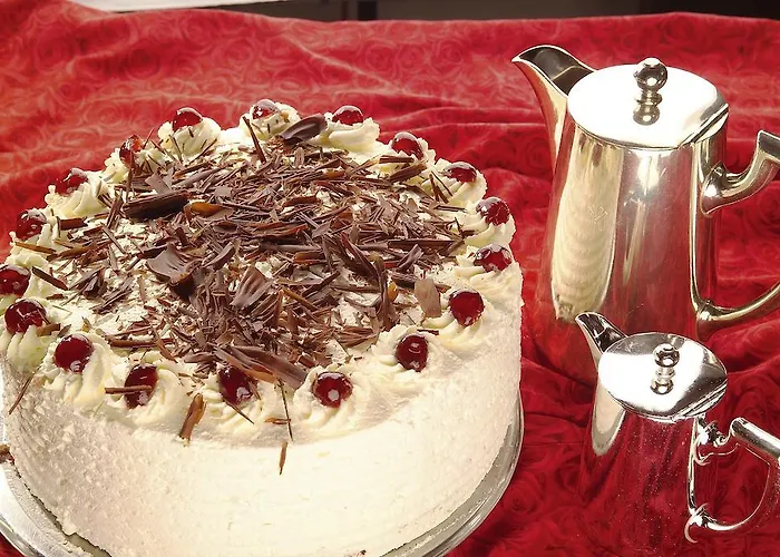 Hotell Hirsch Mit Cafe Kloesterle